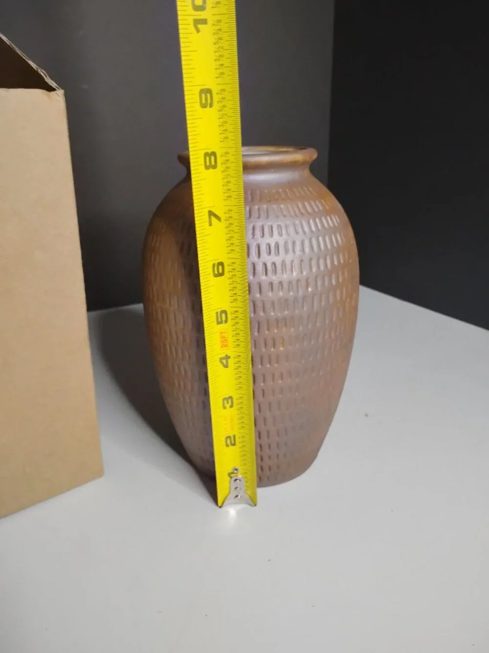 Seuyucl Rustic Ceramic Dimpled Vase 8